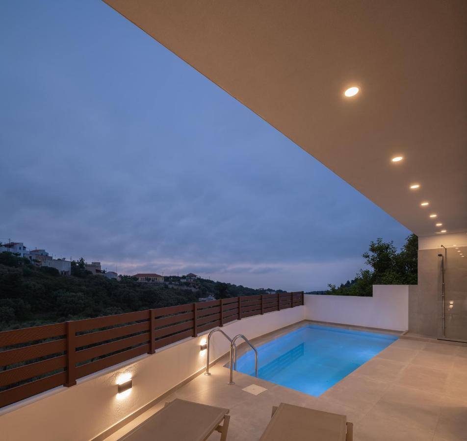 O-Cyanea Villa With Heated Pool Kournas Exterior photo