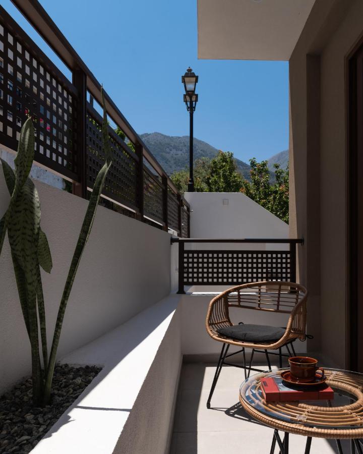 O-Cyanea Villa With Heated Pool Kournas Exterior photo